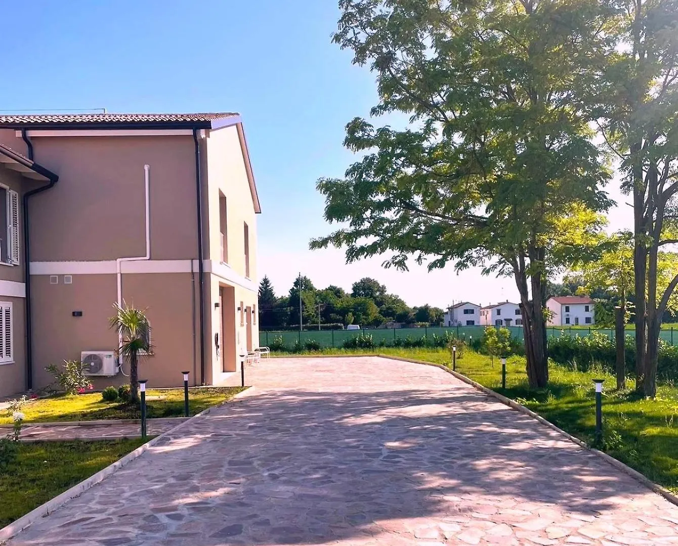 אימולה Villa Iris