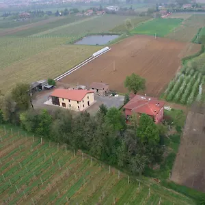  Farm stay La Marletta